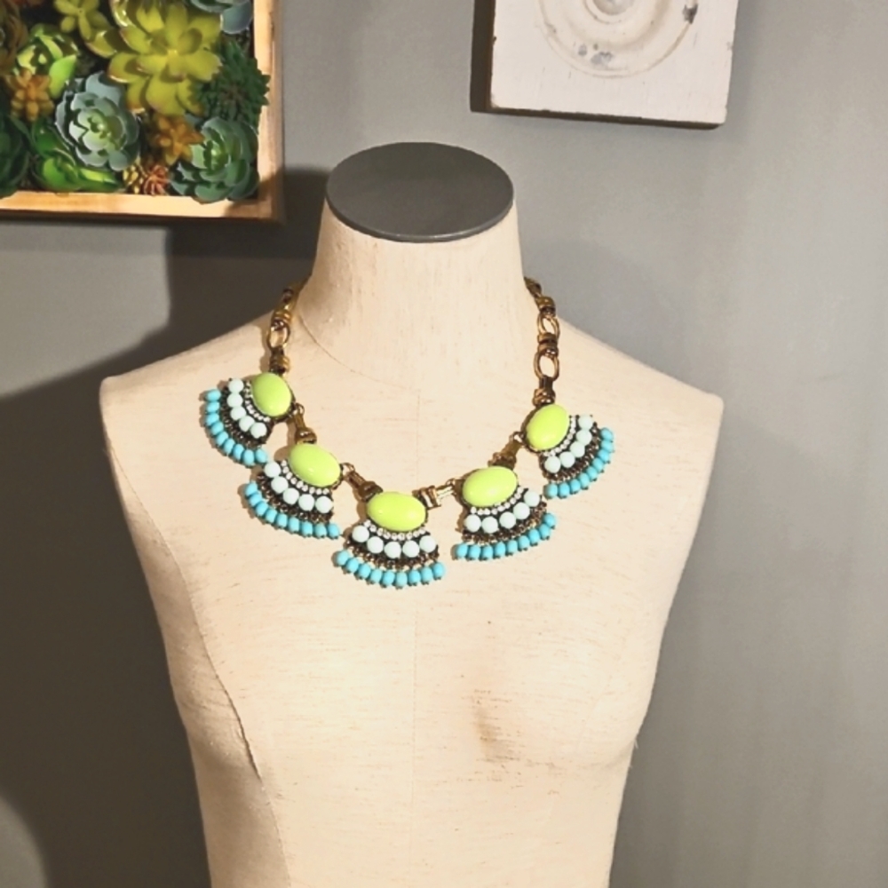 Simple Addiction Vintage Inspired Green and Blue Statement Necklace EUC